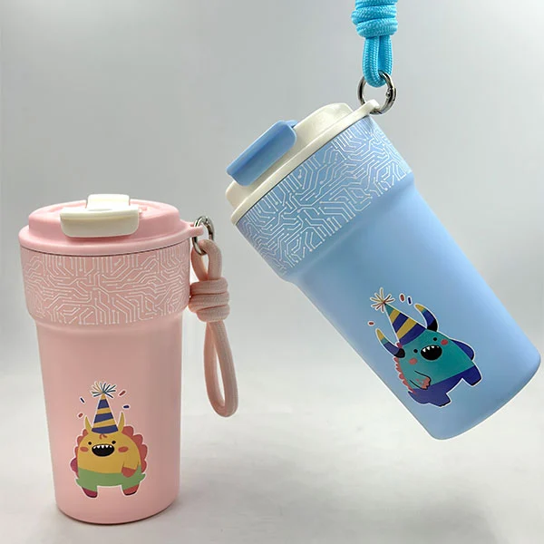 ຂວດນ້ໍາ insulated ຂອງກາຕູນ