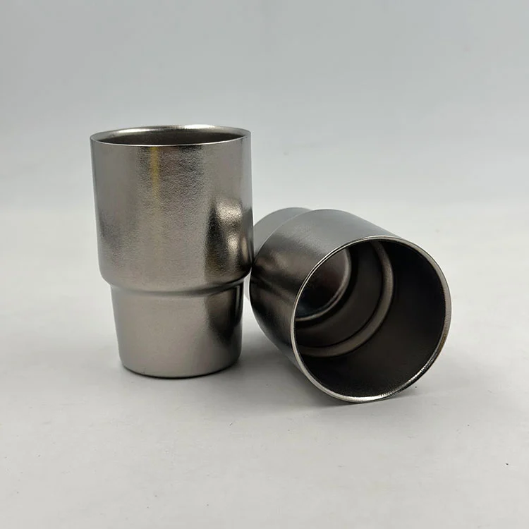 titanium ເຫຼົ້າແວງ